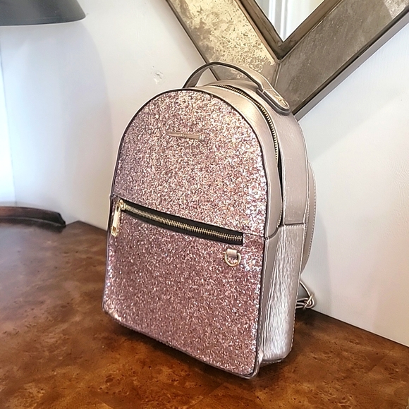 Aldo Pink glitter ✨️ 💖 backpack - Picture 3 of 10